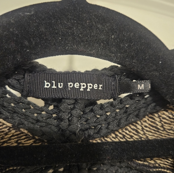 Blu Pepper Crochet Kimono Medium #450 - Picture 3 of 5